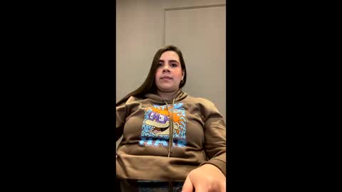 Snapshot of mona28__ chatting on November 14, 2025, 1:10 pm Mona online show from November 14, 2025, 1:10 pm