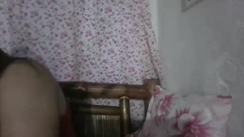 Snapshot of mona_sky chatting on March 9, 2026, 9:35 am mona_sky online show from March 9, 2026, 9:35 am