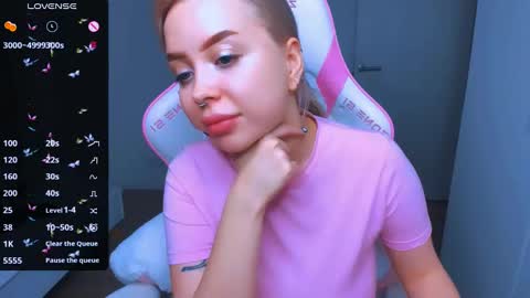 Snapshot of monalauu chatting on December 28, 2024, 7:54 pm online show from December 28, 2024, 7:54 pm