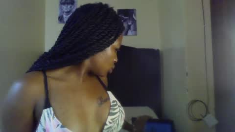 Snapshot of monchi_kiss chatting on July 19, 2026, 5:00 am MonchiTalrianmaraladasha online show from July 19, 2026, 5:00 am