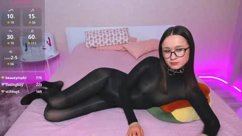 Snapshot of monica_blair chatting on March 6, 2025, 10:15 pm Monica online show from March 6, 2025, 10:15 pm