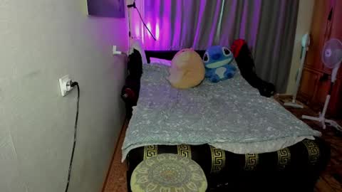 Snapshot of monica_elder chatting on June 30, 2026, 3:40 am Monica Elder online show from June 30, 2026, 3:40 am