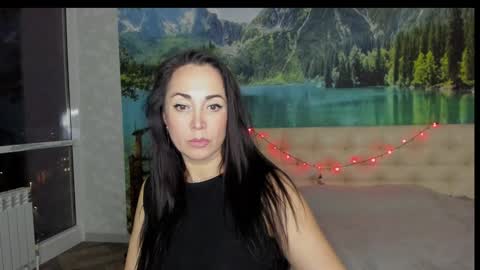 monica_weisss online show from January 9, 2025, 3:36 am
