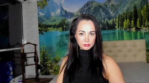 monica_weisss online show from January 16, 2025, 12:45 am