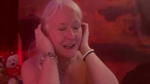 Monika    online show from March 8, 2025, 6:32 am