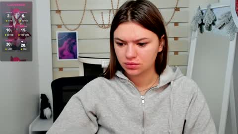 Monika online show from January 16, 2025, 1:36 pm