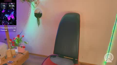 Snapshot of monikate_ chatting on April 22, 2026, 9:27 pm Himy name Kateim pvt model with hairy pussy online show from April 22, 2026, 9:27 pm