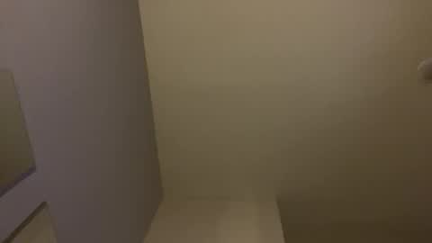 Moniquelalatina online show from April 6, 2026, 1:47 am