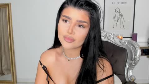 Alessia online show from February 17, 2026, 8:59 pm