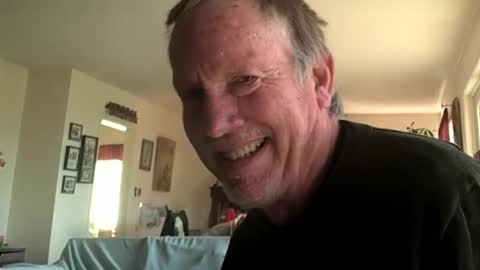 Snapshot of monkeedance chatting on February 22, 2025, 9:04 pm Monkee Dance online show from February 22, 2025, 9:04 pm