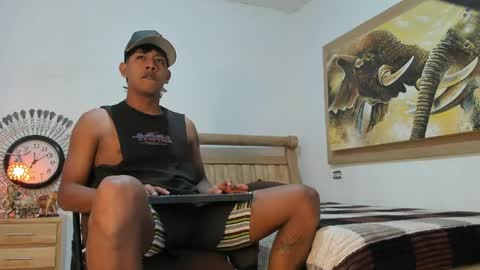 monsoon_the_best online show from April 13, 2026, 3:01 am