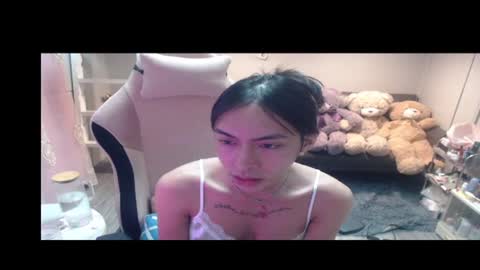 ELYSE A SIMPLE GIRL online show from March 7, 2026, 12:24 pm