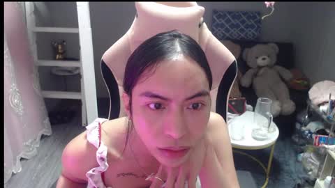 ELYSE A SIMPLE GIRL online show from April 4, 2026, 12:13 pm