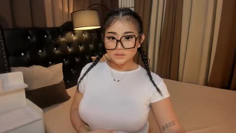 Snapshot of monstrouscockdivaontop chatting on January 16, 2025, 6:59 pm Ruthie online show from January 16, 2025, 6:59 pm