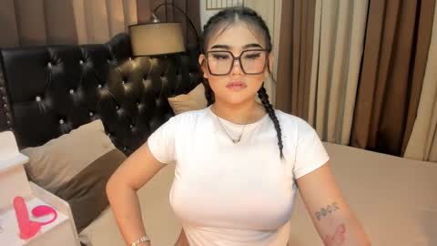 Snapshot of monstrouscockdivaontop chatting on February 17, 2025, 2:48 pm Ruthie online show from February 17, 2025, 2:48 pm