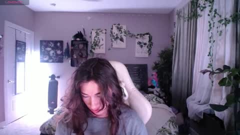 Lydia Mooney online show from January 11, 2025, 1:27 am