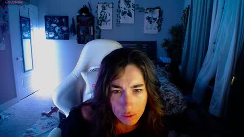 Lydia Mooney online show from March 4, 2025, 12:50 am