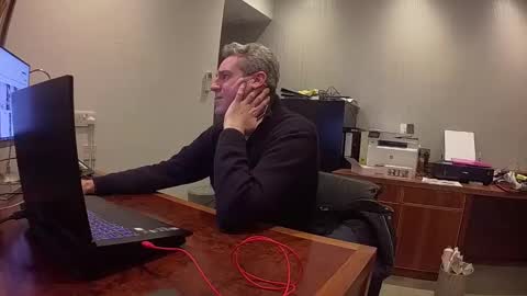 Snapshot of montygx chatting on January 29, 2025, 2:42 pm Monty G online show from January 29, 2025, 2:42 pm