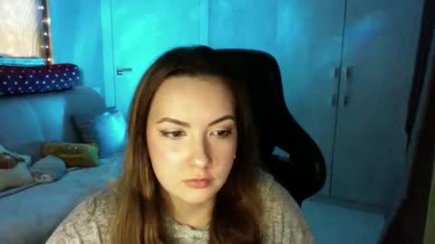 moodiemira online show from January 9, 2026, 6:21 pm