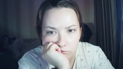 Snapshot of moodiemira chatting on April 9, 2026, 4:12 pm moodiemira online show from April 9, 2026, 4:12 pm