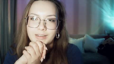 Snapshot of moodiemira chatting on April 24, 2026, 10:01 pm moodiemira online show from April 24, 2026, 10:01 pm