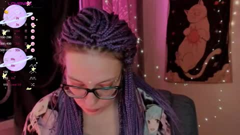 Roxy online show from October 17, 2025, 7:27 pm