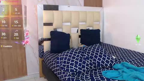 moon_and_fire_ online show from April 11, 2026, 7:45 am