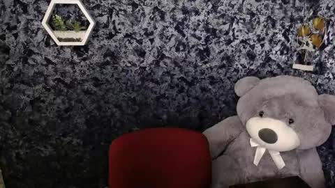 Diana online show from March 15, 2026, 10:27 pm