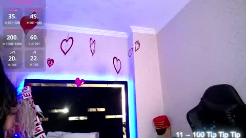 Snapshot of moon_water__ chatting on February 17, 2026, 11:18 am Moon Water online show from February 17, 2026, 11:18 am