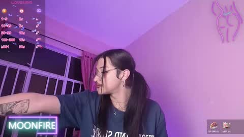 Nicky  online show from February 19, 2025, 6:33 am