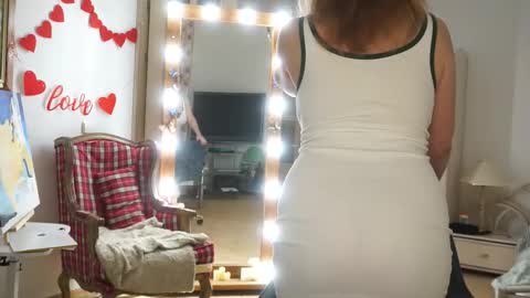 Snapshot of moonlight4u chatting on February 7, 2026, 4:16 am Jane online show from February 7, 2026, 4:16 am