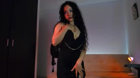 Snapshot of moonmadison chatting on March 16, 2026, 5:44 am Madison online show from March 16, 2026, 5:44 am