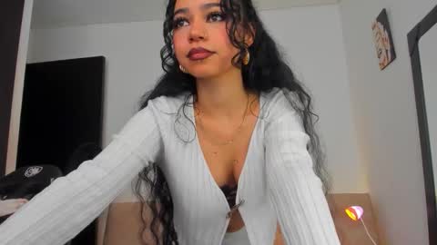 Snapshot of moonmadison chatting on March 29, 2026, 4:07 pm Madison online show from March 29, 2026, 4:07 pm