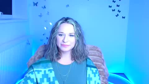 Susanna online show from February 3, 2026, 1:05 pm