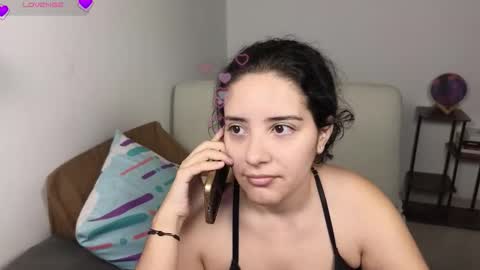 Snapshot of moonwoman_ chatting on March 10, 2026, 3:44 am Moon Woman online show from March 10, 2026, 3:44 am