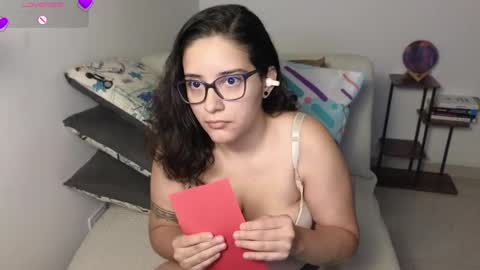 Snapshot of moonwoman_ chatting on April 15, 2026, 5:14 am Moon Woman online show from April 15, 2026, 5:14 am