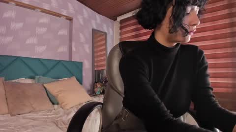 Michelle online show from February 2, 2025, 1:08 pm