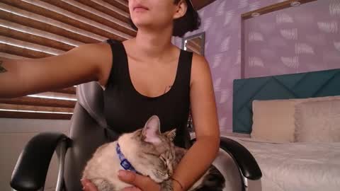 Michelle online show from March 7, 2025, 1:07 pm