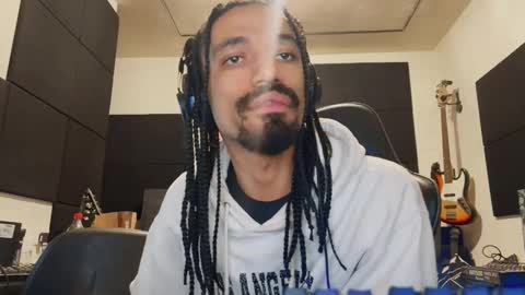 Diego online show from June 3, 2026, 1:41 am