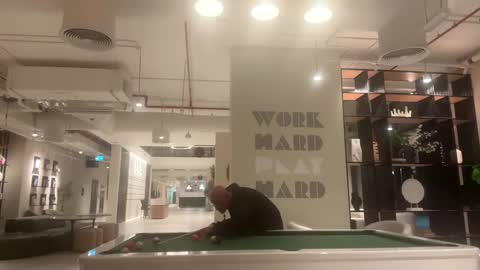 moredlove999 online show from November 26, 2025, 8:10 pm