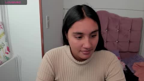 morena_rodriguez_9 online show from November 13, 2025, 7:13 pm