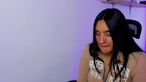 morena_rodriguez_9 online show from December 22, 2025, 7:11 pm