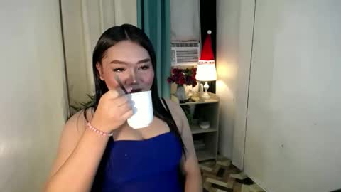 morenagirlxx online show from December 22, 2025, 8:55 am