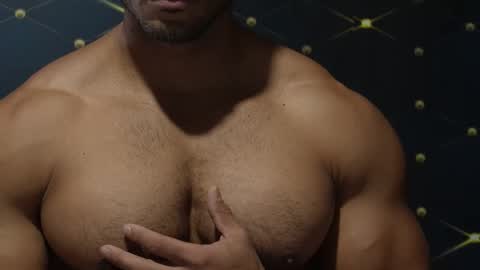 Snapshot of moreno1muscular chatting on November 5, 2025, 10:04 am moreno1muscular online show from November 5, 2025, 10:04 am