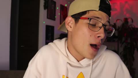 Snapshot of morgan_hiller chatting on January 21, 2025, 12:46 am   online show from January 21, 2025, 12:46 am