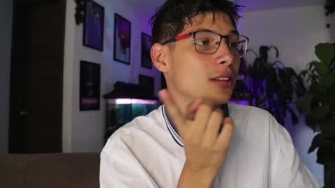 Snapshot of morgan_hiller chatting on February 2, 2025, 9:23 pm   online show from February 2, 2025, 9:23 pm