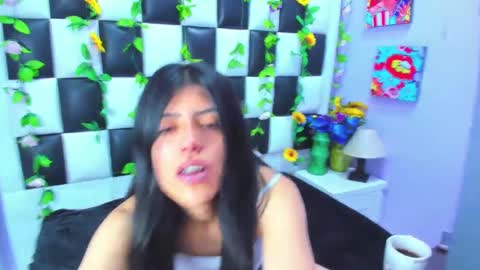 morganasmit_ online show from September 23, 2025, 1:47 pm