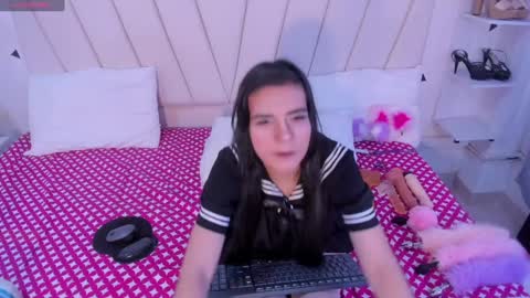 Morganita  online show from February 6, 2025, 4:03 pm