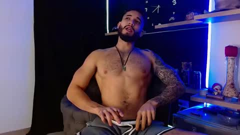 Snapshot of morgann_jones chatting on March 7, 2025, 11:40 am morgan online show from March 7, 2025, 11:40 am