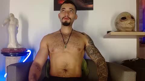 Snapshot of morgann_jones chatting on November 1, 2025, 4:31 pm morgan online show from November 1, 2025, 4:31 pm